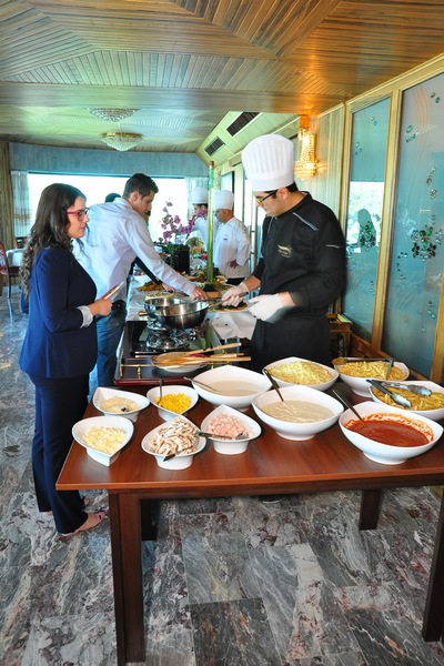Sunday Buffet at Bay Lodge